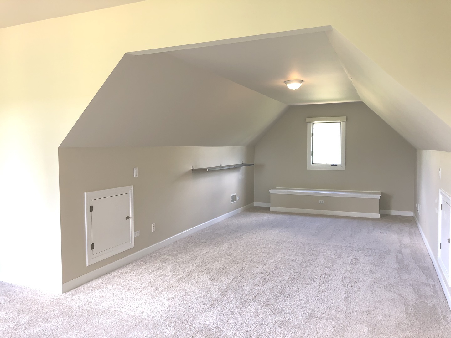 38 Long Cove Drive Lemont, IL 60439 - Photo 14 of 24 an empty room with a windows and closet