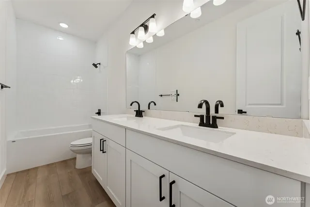 $1,099,990 | 15706 210th Avenue East, Unit 312, Bonney Lake, WA 98391