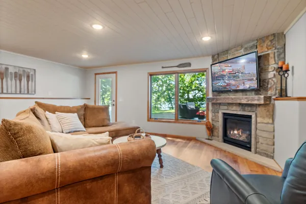 $924,900 | 5114 Park Irene Drive Northeast, Miltona, MN 56354