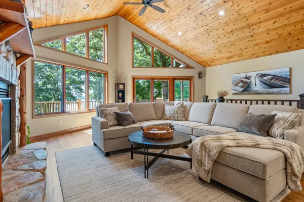 $924,900 | 5114 Park Irene Drive Northeast, Miltona, MN 56354