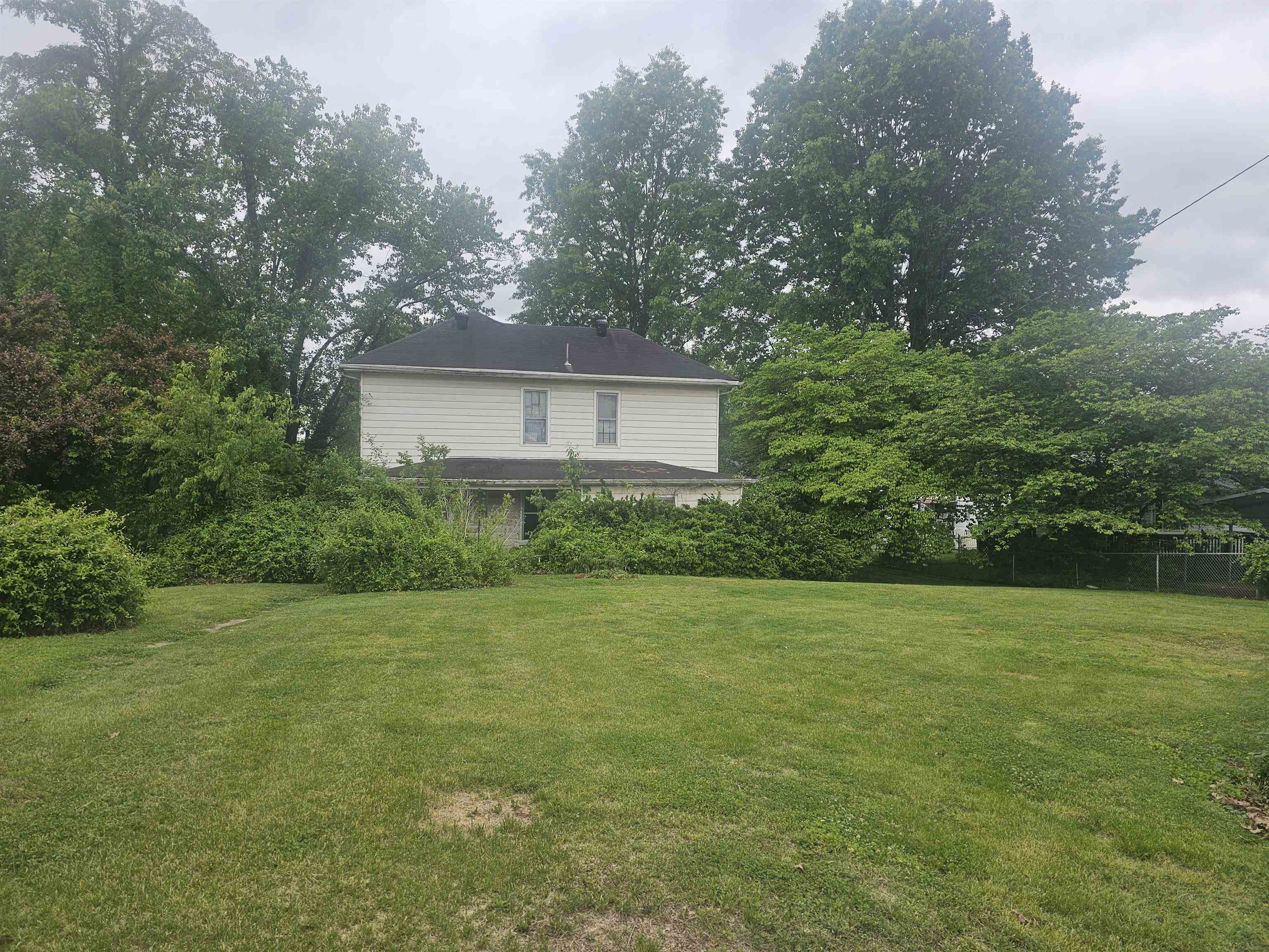 620 Bellefonte Road Ashland, KY 41102 - Photo 3 of 9