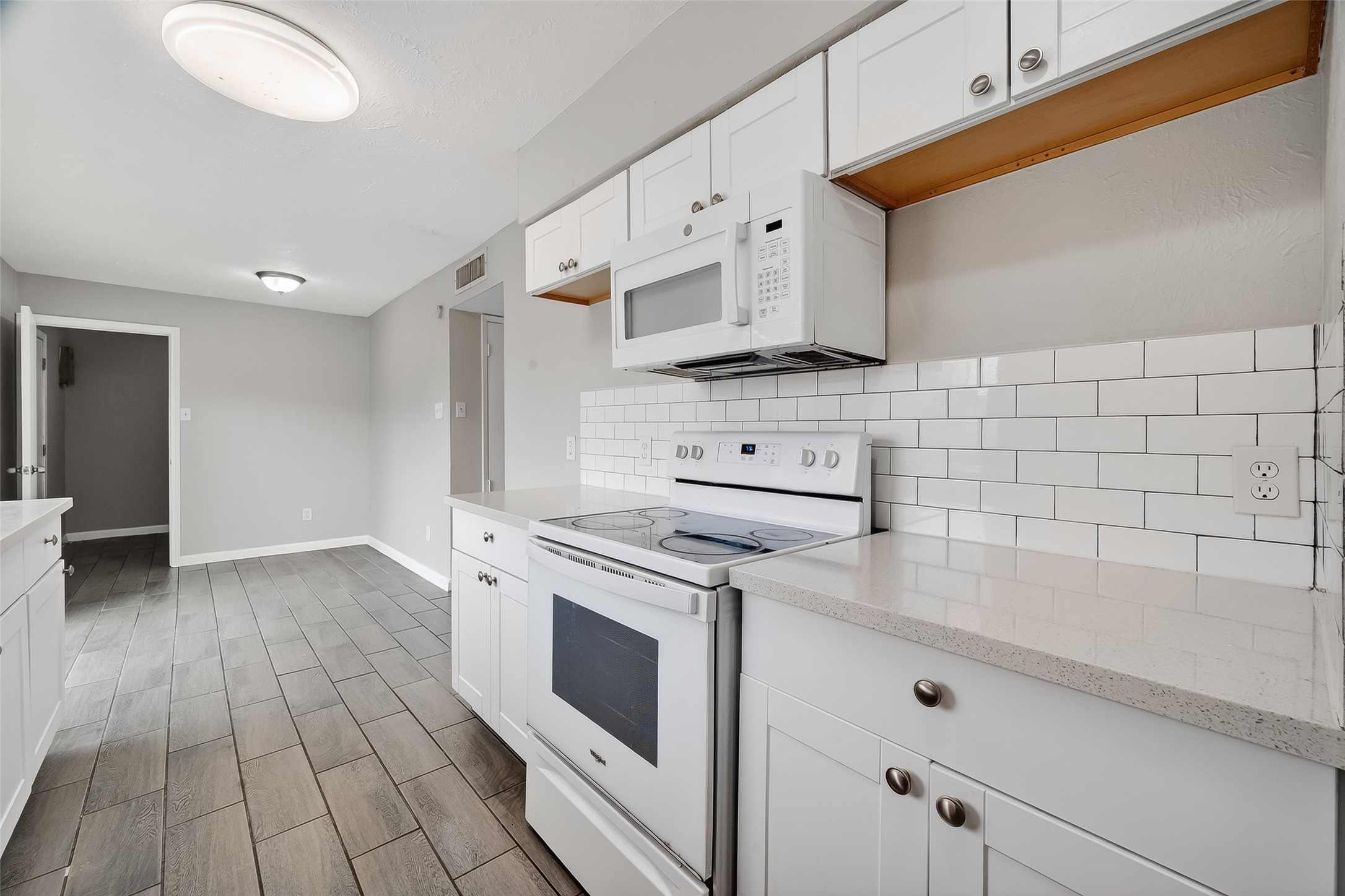 14034 Lourdes Drive Houston, TX 77049 - Photo 11 of 31