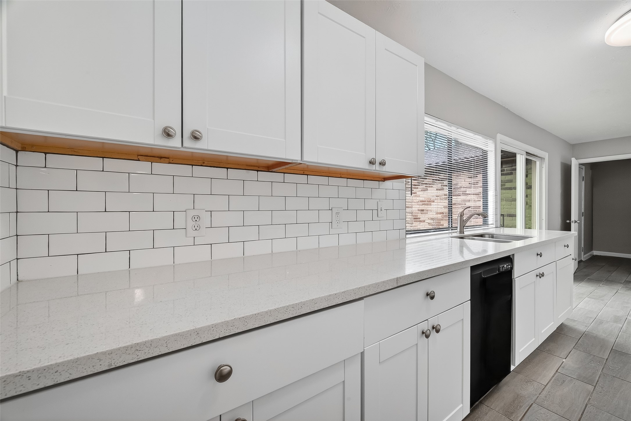 14034 Lourdes Drive Houston, TX 77049 - Photo 13 of 31