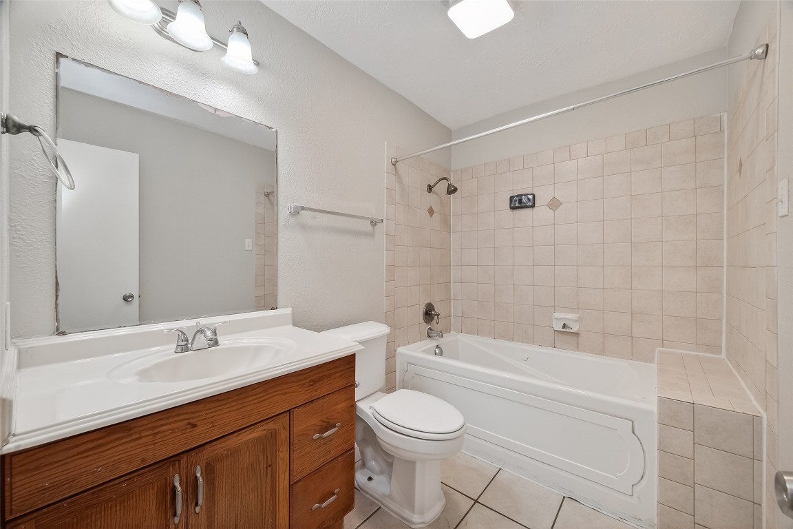 14034 Lourdes Drive Houston, TX 77049 - Photo 28 of 31