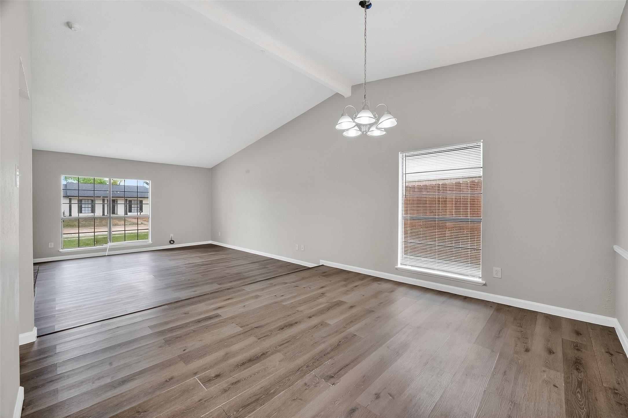 14034 Lourdes Drive Houston, TX 77049 - Photo 7 of 31