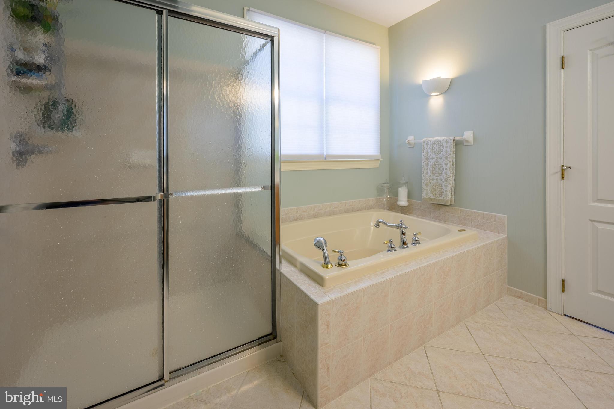 130 Augusta Drive Moorestown, NJ 08057 - Photo 15 of 36 a white bath tub sitting next to a white sink