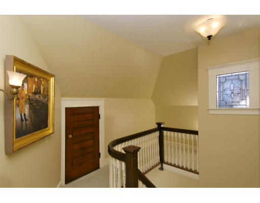 13 Sheffield Road Winchester, MA 01890 - Photo 7 of 8