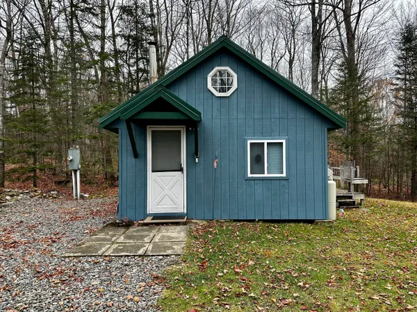 $199,900 | 78 Oak Ridge Road, Shirley, ME 04485