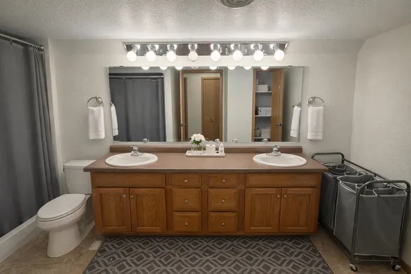 $515,000 | 613 Lucky Trail, Mount Horeb, WI 53572