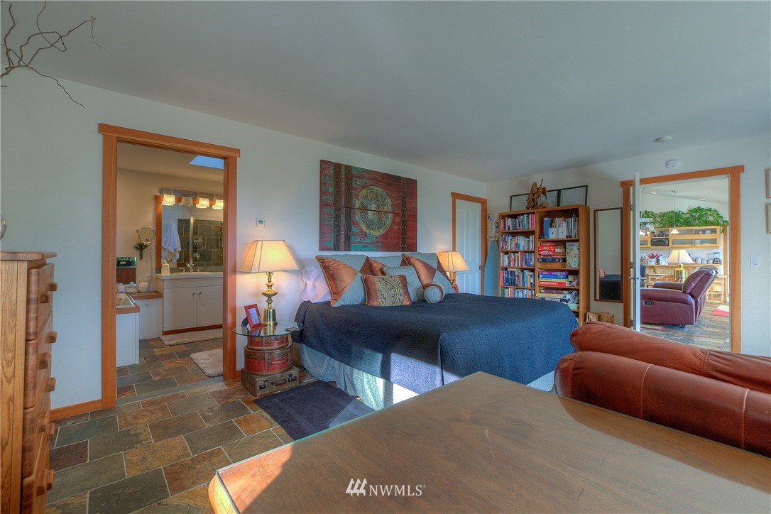 1784 Raccoon Point Road Orcas Island, WA 98245 - Photo 19 of 34 Gallery Image 19