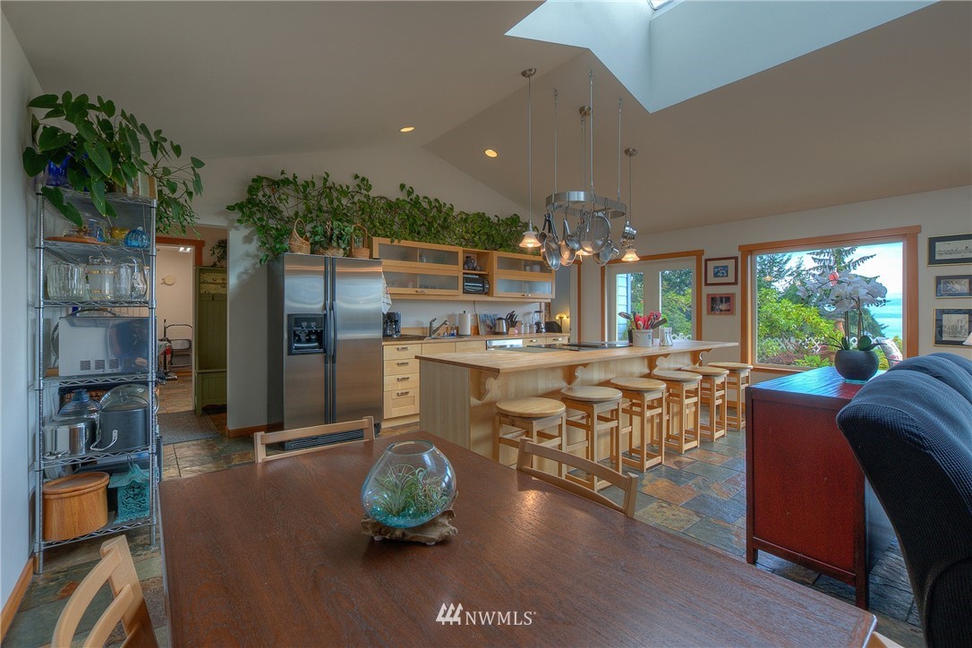 1784 Raccoon Point Road Orcas Island, WA 98245 - Photo 7 of 34 Gallery Image 7