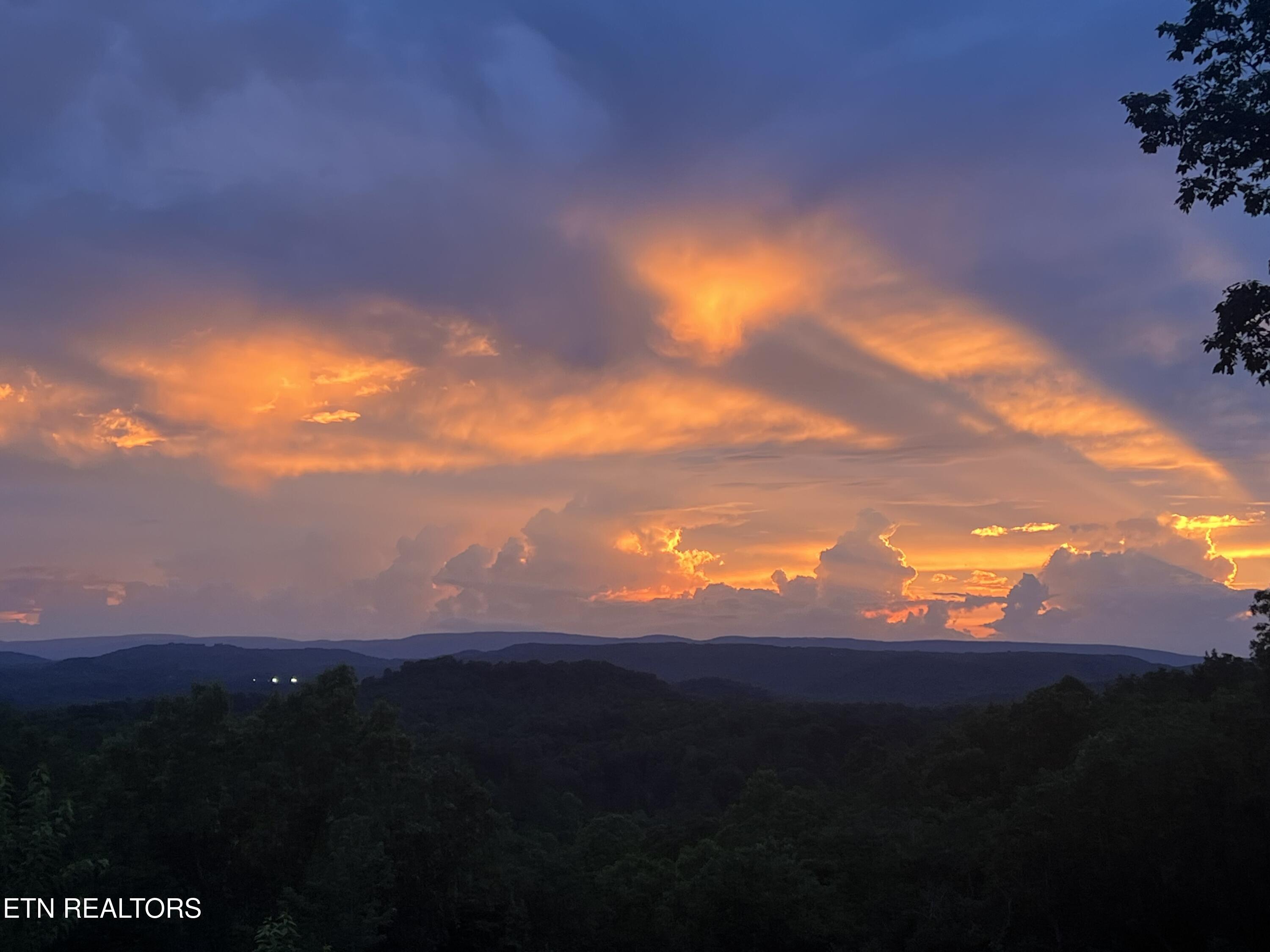 133 Hickory Flats Road Harriman, TN 37748 - Photo 55 of 57 Glowing Sunset