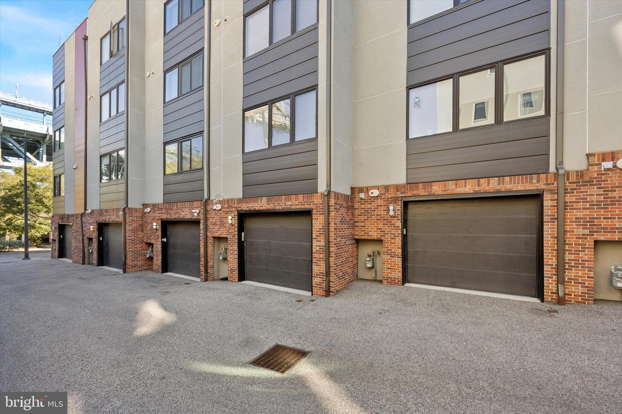 152 North Front Street Philadelphia, PA 19106 - Photo 24 of 25 a view of a house with a garage