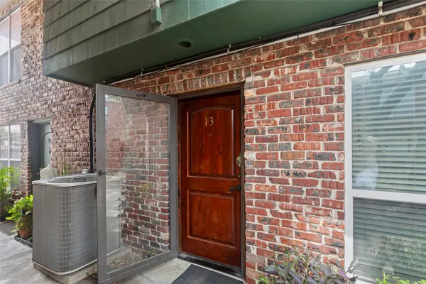 $185,000 | 1205 Autrey Street, Unit 13, Houston, TX 77006