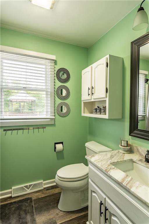 229 Holyoke Road Butler, PA 16001 - Photo 14 of 29 Gallery Image 14