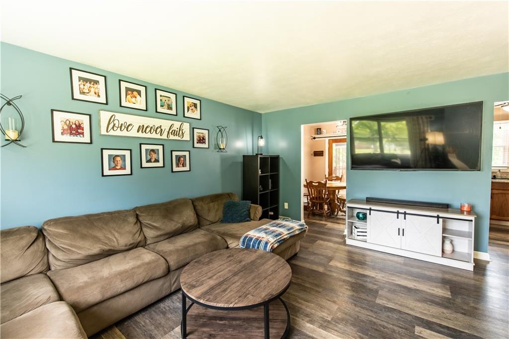 229 Holyoke Road Butler, PA 16001 - Photo 8 of 29 Gallery Image 8