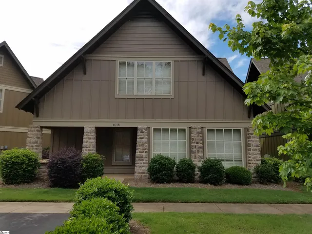 $2,400 | 101 West Lane Road, Clemson, SC 29631