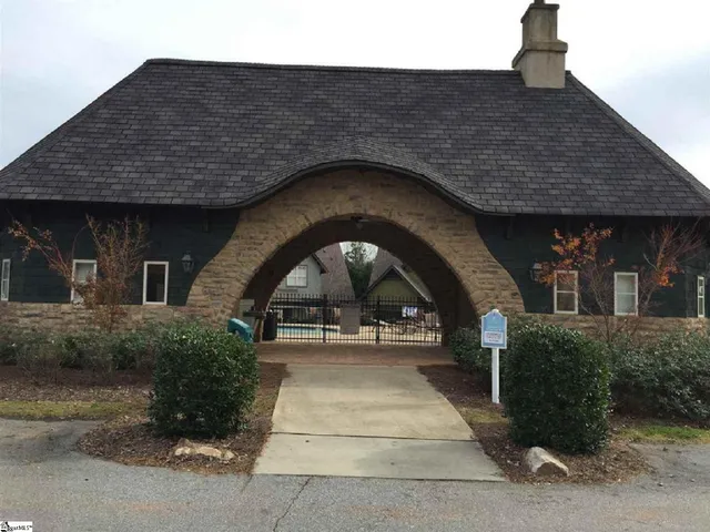 $2,400 | 101 West Lane Road, Clemson, SC 29631