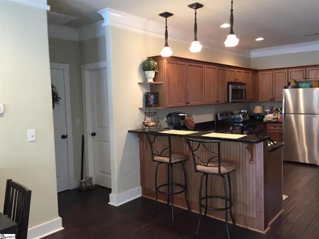 $2,400 | 101 West Lane Road, Clemson, SC 29631