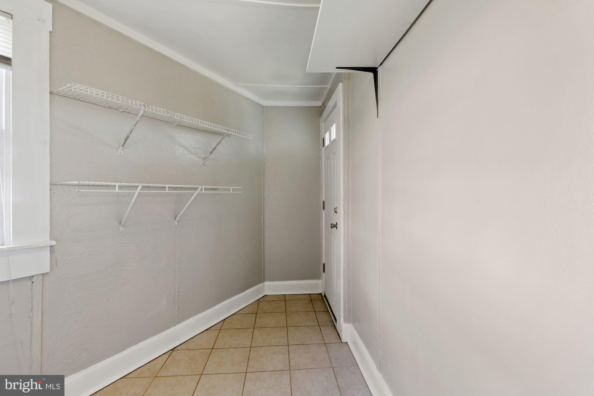 2710 Georgetown Road Baltimore, MD 21230 - Photo 14 of 29 Laundry Room