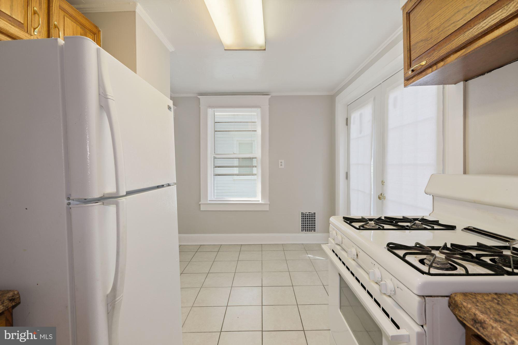 2710 Georgetown Road Baltimore, MD 21230 - Photo 9 of 29 Eat-In Kitchen