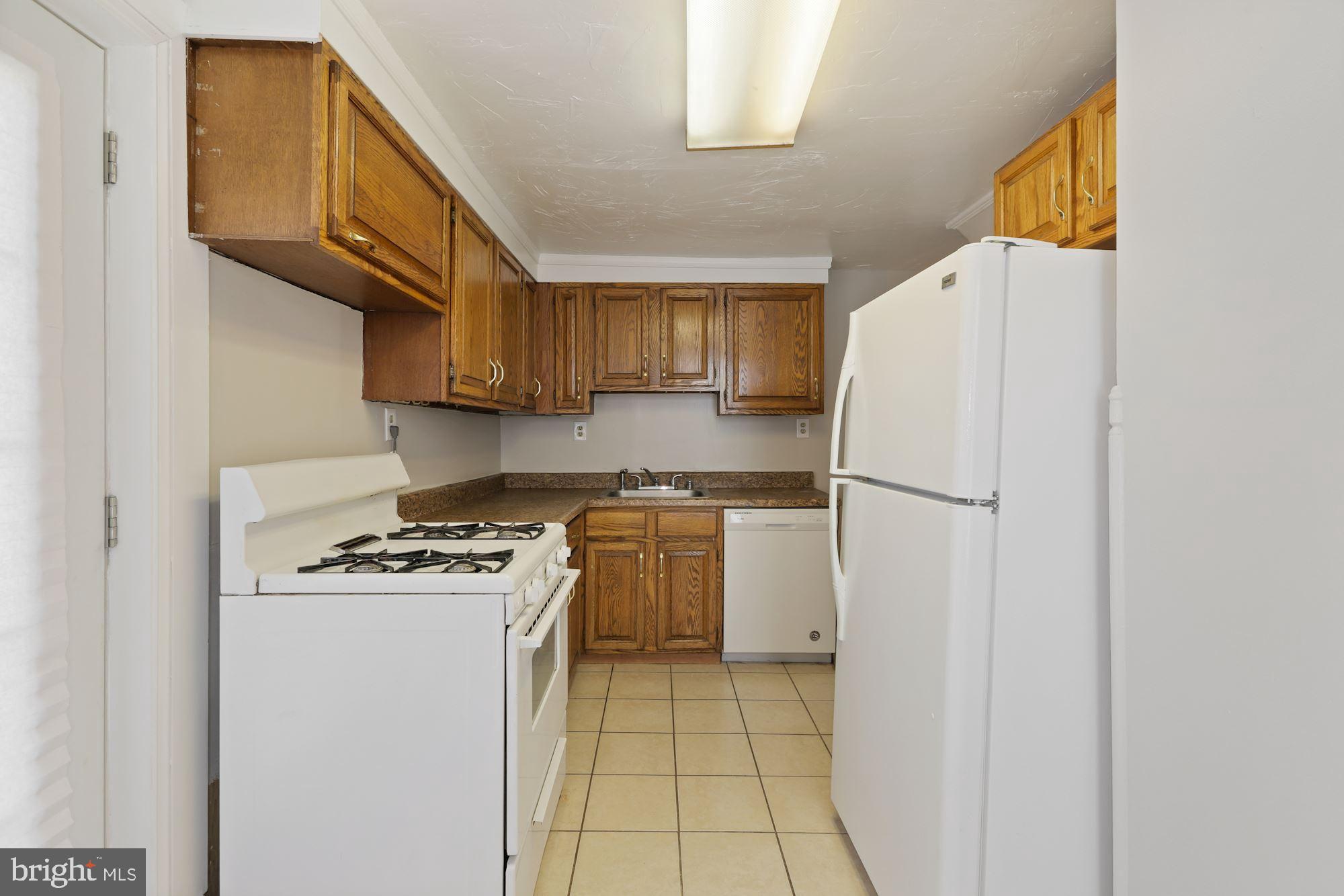 2710 Georgetown Road Baltimore, MD 21230 - Photo 10 of 29 Eat-In Kitchen