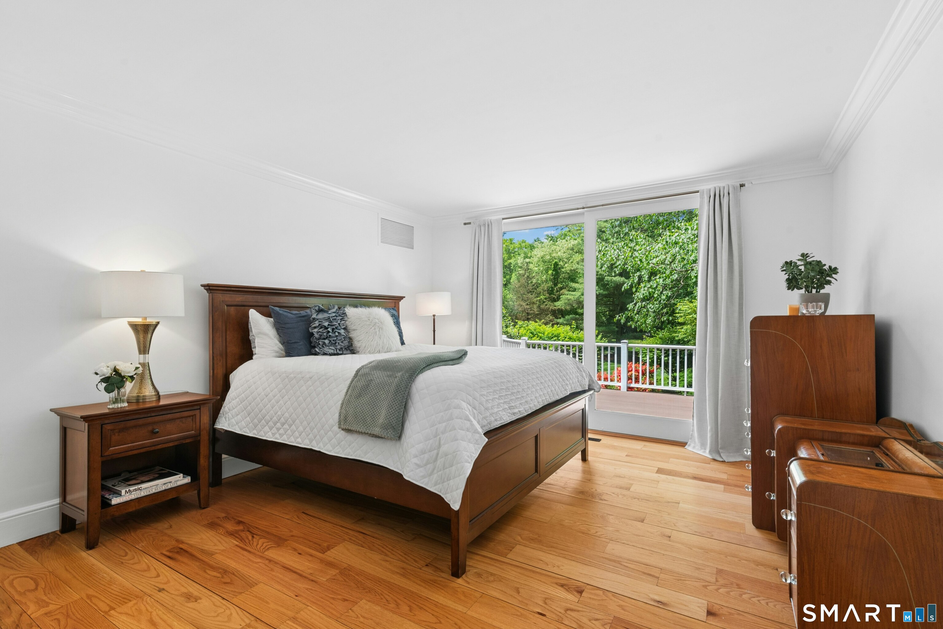 610 Cheese Spring Road New Canaan, CT 06840 - Photo 15 of 38