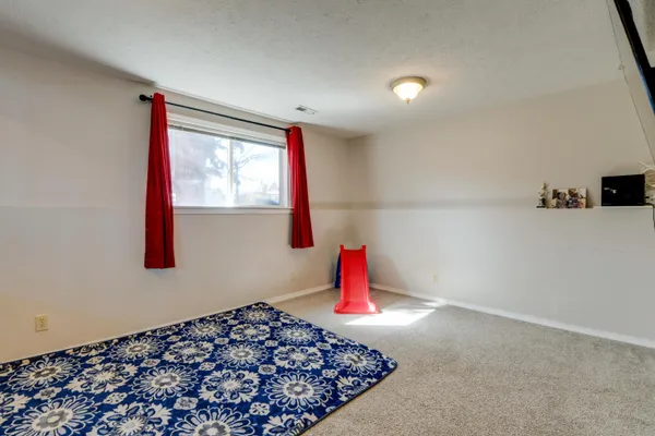 $410,000 | 8201 North General Lee Way, Spokane, WA 99208