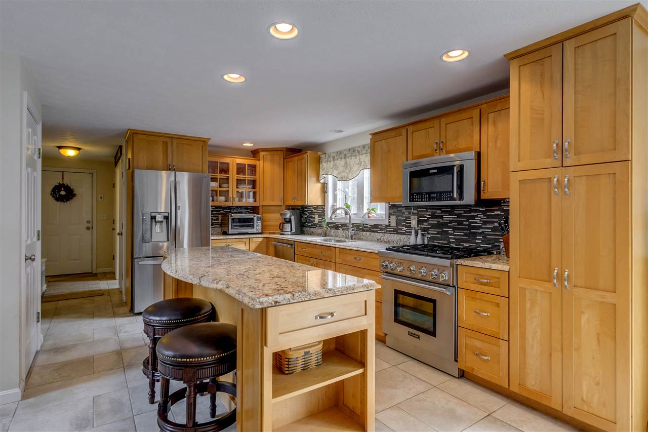 60 Labree Road New Boston, NH 03070 - Photo 23 of 40
