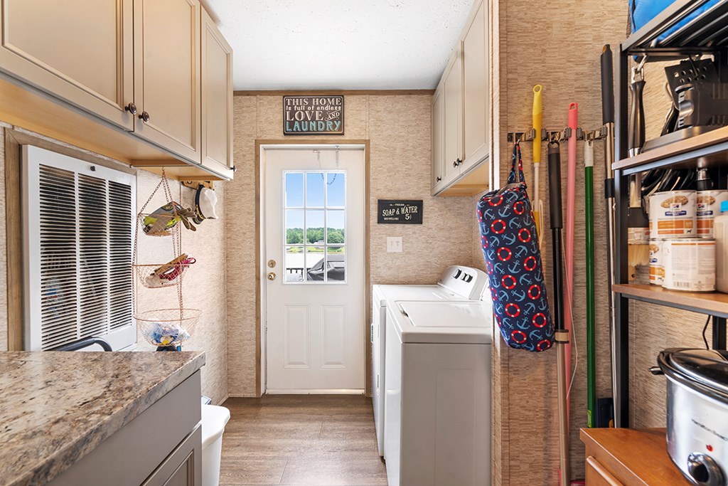 61 Square Grove Road Waterloo, SC 29384 - Photo 10 of 25