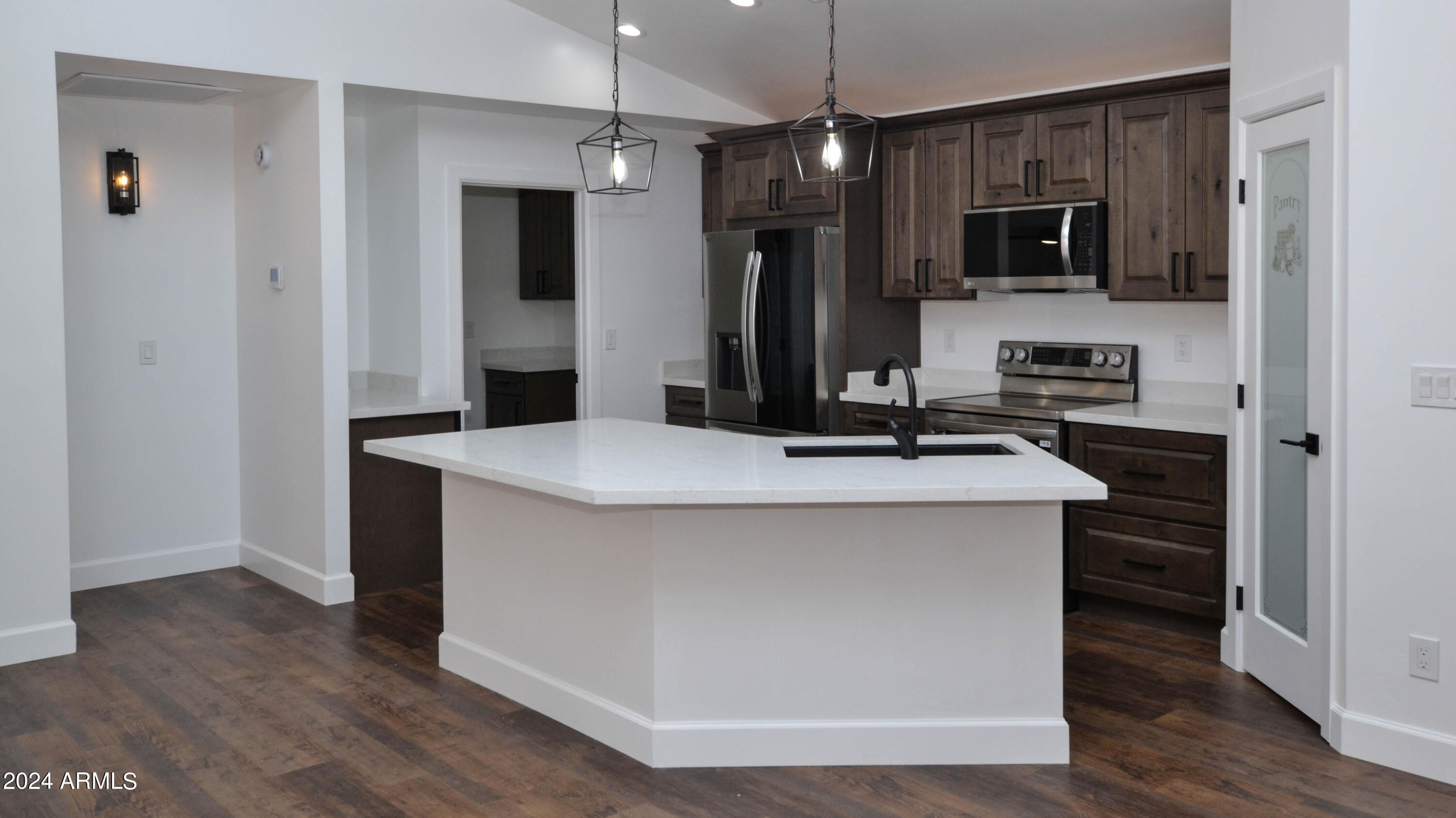 327 South Golden Bear Point Payson, AZ 85541 - Photo 12 of 36 Pics-5