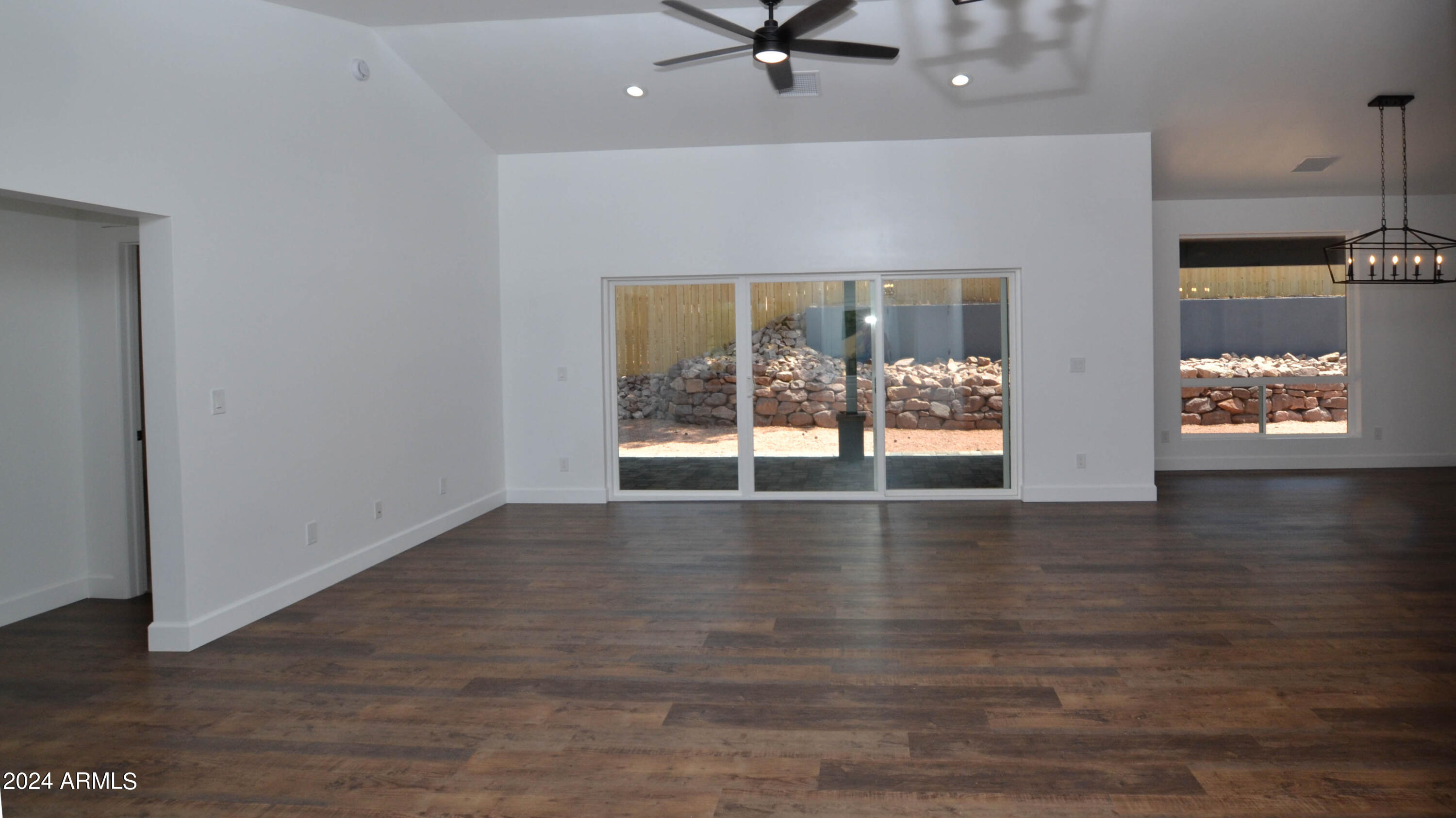 327 South Golden Bear Point Payson, AZ 85541 - Photo 8 of 36 Pics-2