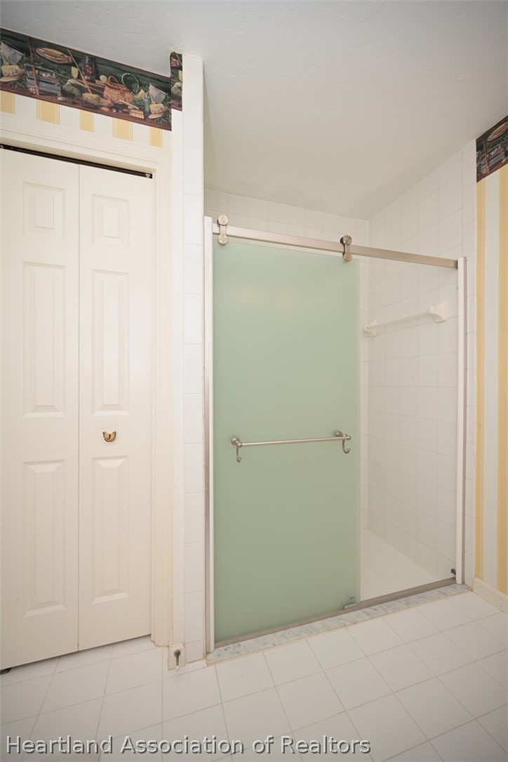 2737 Cheyenne Road Sebring, FL 33875 - Photo 32 of 50 a view of a small space