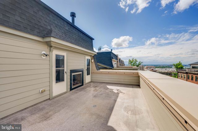 $910,000 | 610 Fair Winds Way, Oxon Hill, MD 20745