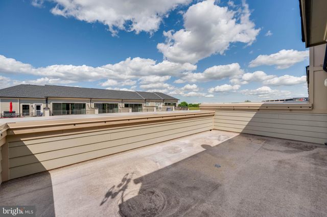 $910,000 | 610 Fair Winds Way, Oxon Hill, MD 20745