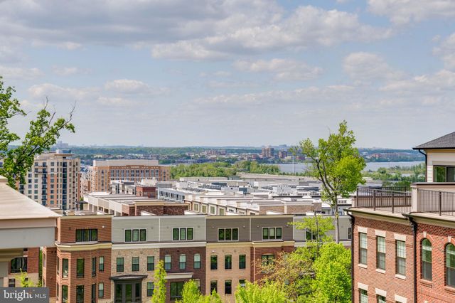 $910,000 | 610 Fair Winds Way, Oxon Hill, MD 20745