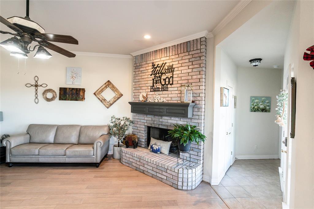 2168 Fruitland Road Sunset, TX 76270 - Photo 18 of 39