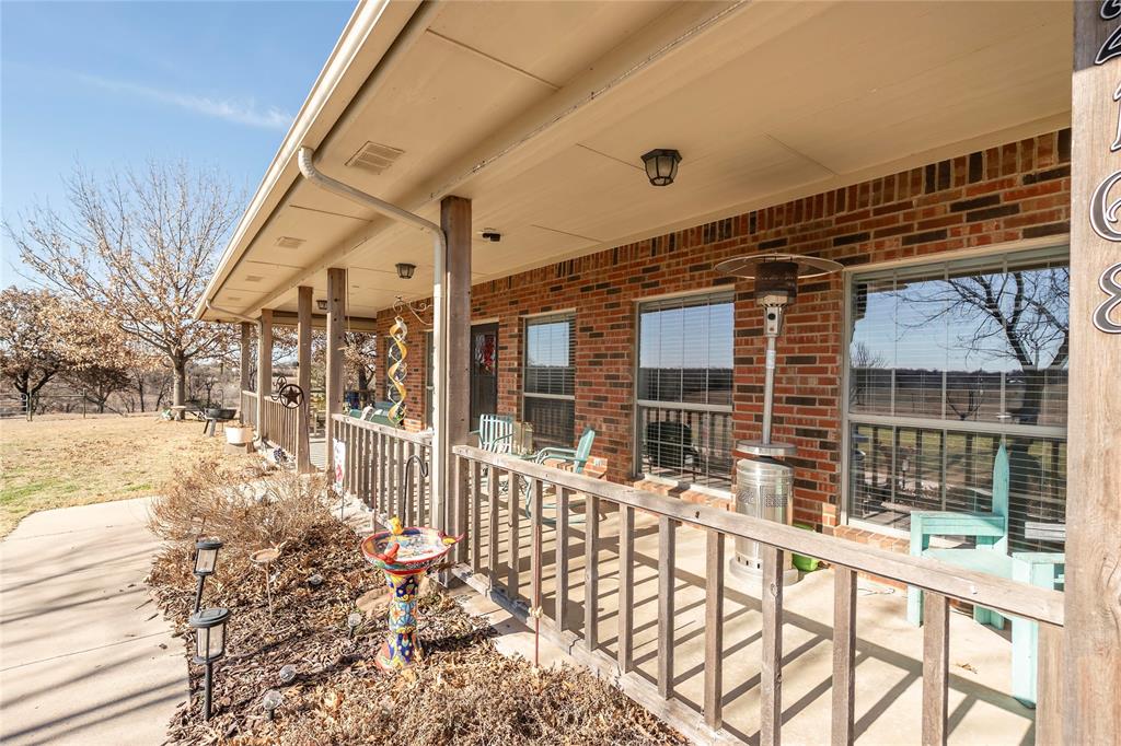 2168 Fruitland Road Sunset, TX 76270 - Photo 4 of 39