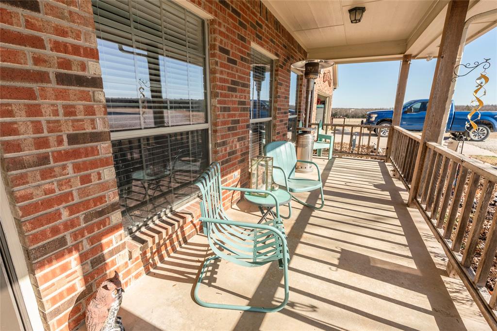 2168 Fruitland Road Sunset, TX 76270 - Photo 6 of 39