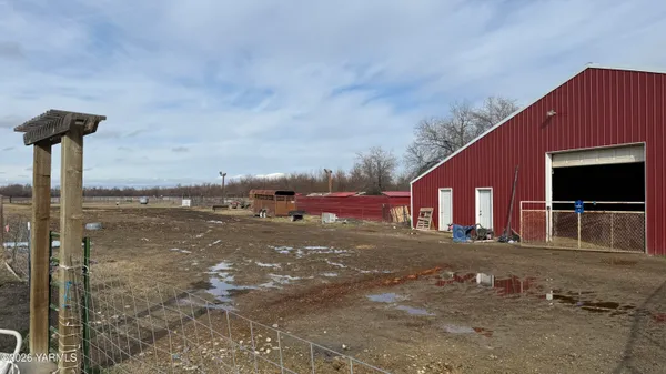 $630,000 | 1508 Foster Road, Toppenish, WA 98948