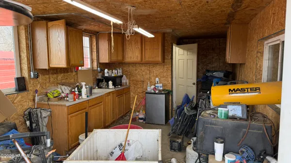 $630,000 | 1508 Foster Road, Toppenish, WA 98948