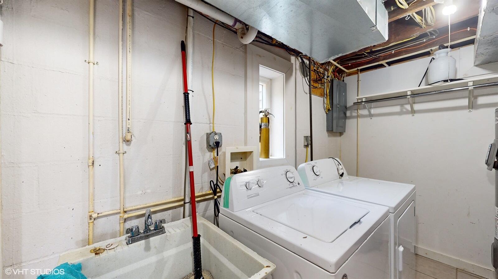 8215 East Chicago Road New Carlisle, IN 46552 - Photo 22 of 28 1600x899
