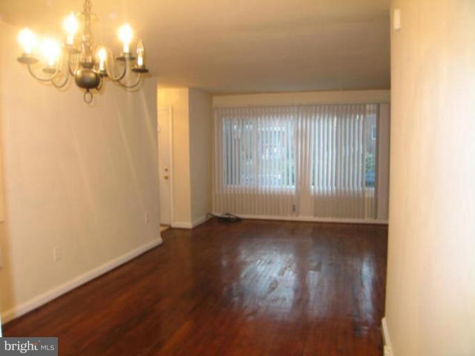 8411 12th Avenue Silver Spring, MD 20903 - Photo 2 of 9 Dining Area