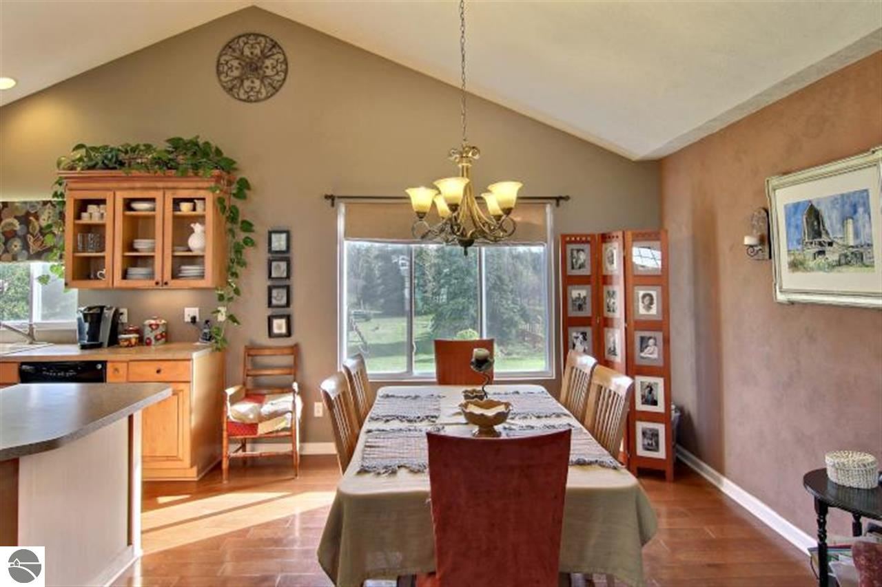 577 Strohm Road Traverse City, MI 49696 - Photo 13 of 24 1777147-12.JPG