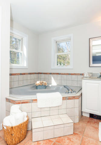 34 True Road Lincolnville, ME 04849 - Photo 14 of 21 Master Bath