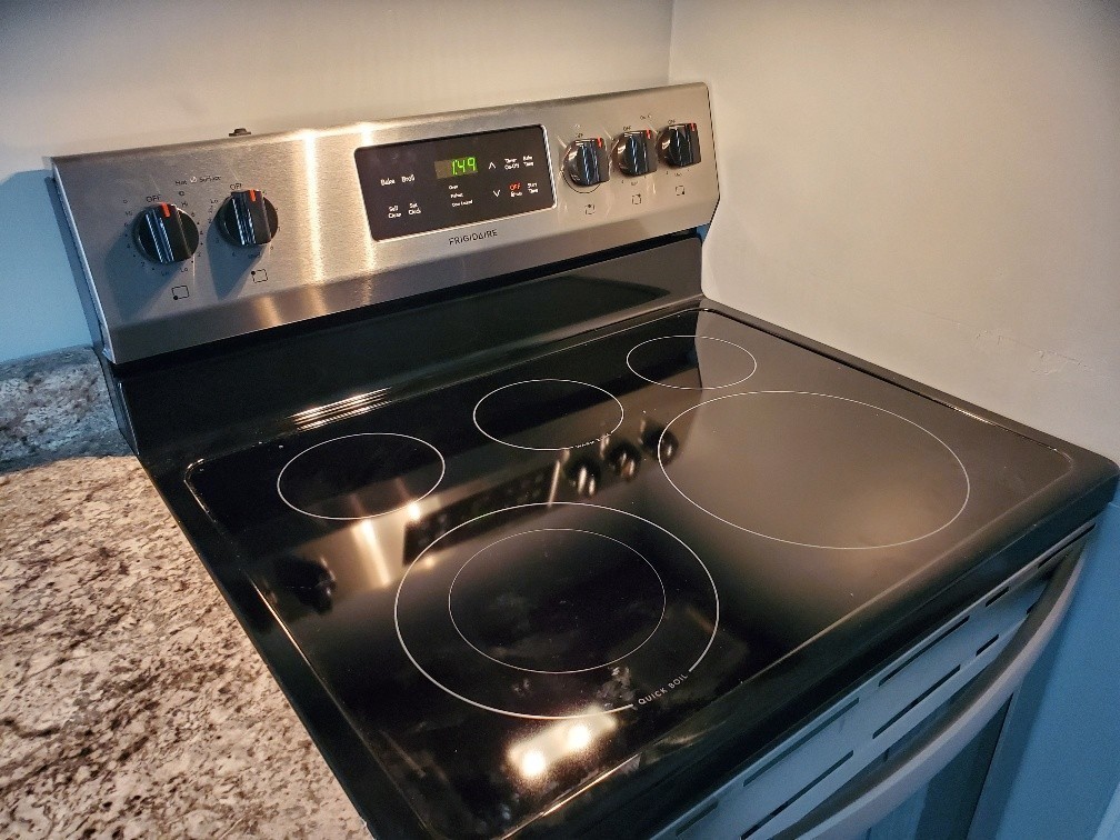 1317 Pierce Road Madison, TN 37115 - Photo 7 of 18 a close view of stove