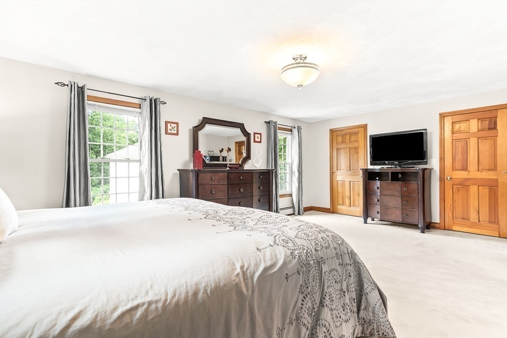 361 Marbleridge Road North Andover, MA 01845 - Photo 25 of 42