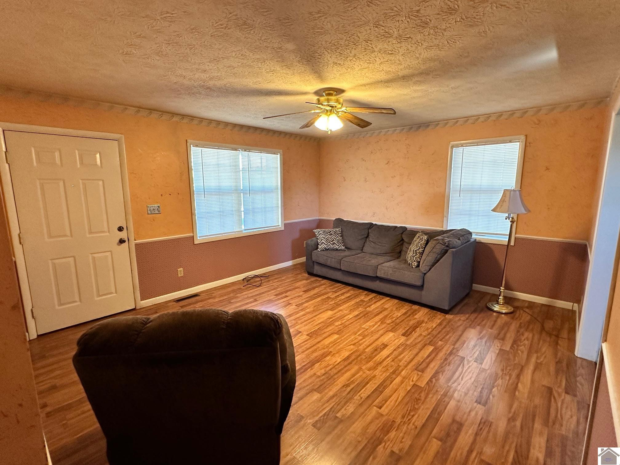 1062 Central Road Mayfield, KY 42066 - Photo 6 of 20 Photo 6