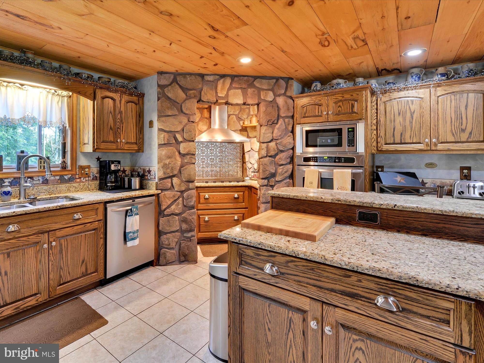2022 Stauffer Road Spring Grove, PA 17362 - Photo 15 of 53