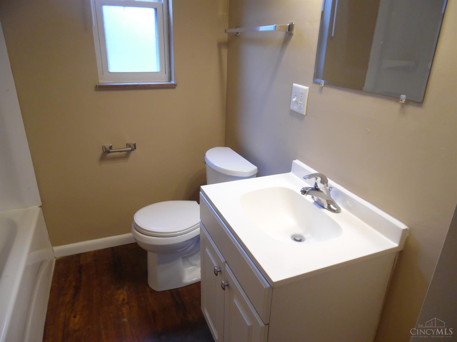 8631 Butler Warren Road West Chester, OH 45069 - Photo 14 of 29 Gallery Image 14